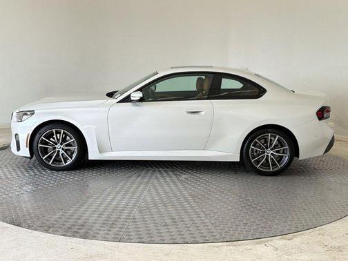 Mineral White Metallic 2025 BMW 230 xDrive