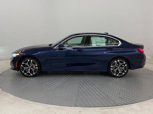 2025 BMW 330 i xDrive