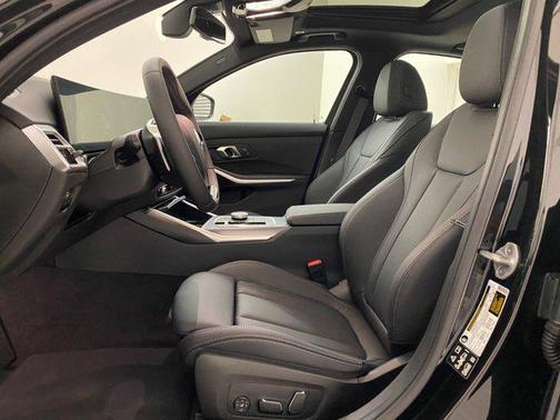 2026 BMW 330 xDrive NA