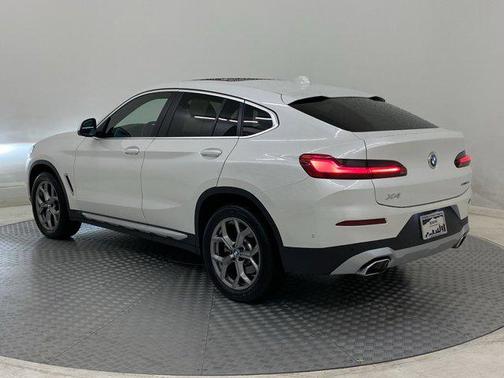 2024 BMW X4 xDrive30i