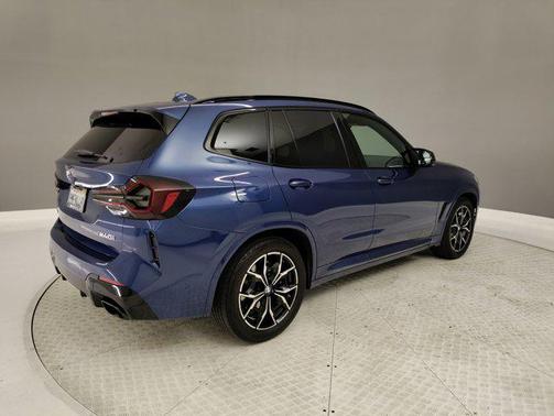 2024 BMW X3 M40i