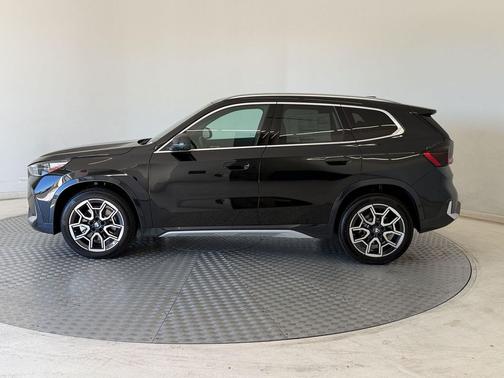 Black Sapphire Metallic 2027 BMW X1 xDrive28i
