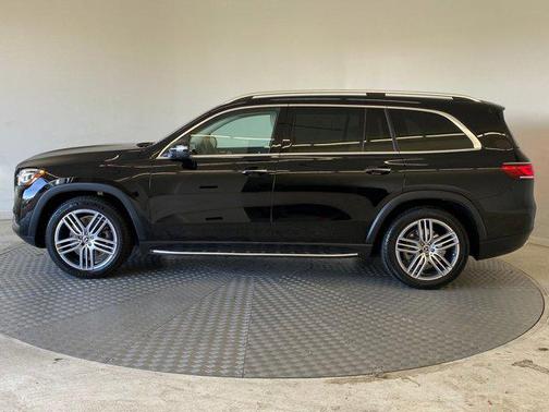 2021 Mercedes-Benz GLS 450 4MATIC