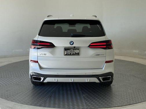 2026 BMW X5 PHEV xDrive50e