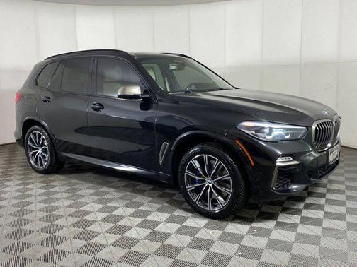 2021 BMW X5 M50i