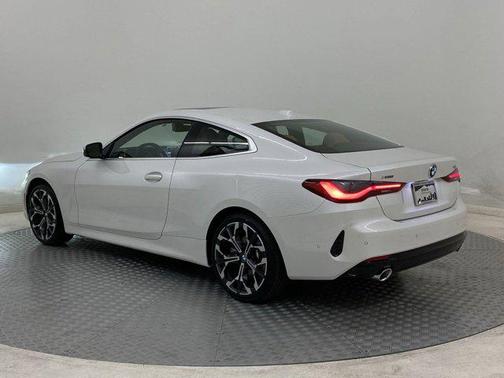 Mineral White Metallic 2026 BMW 430 i xDrive