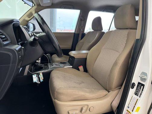 Super White 2014 Toyota 4Runner SR5