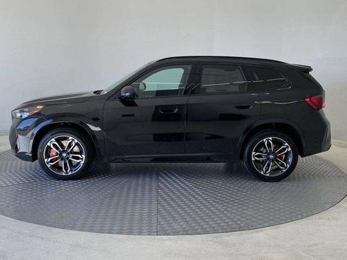 Black Sapphire Metallic 2025 BMW X1 xDrive28i