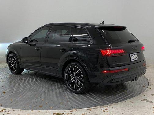 2022 Audi Q7 55 Prestige