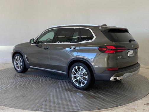 2026 BMW X5 PHEV xDrive50e