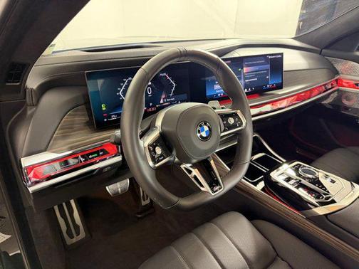 2024 BMW 760 xDrive