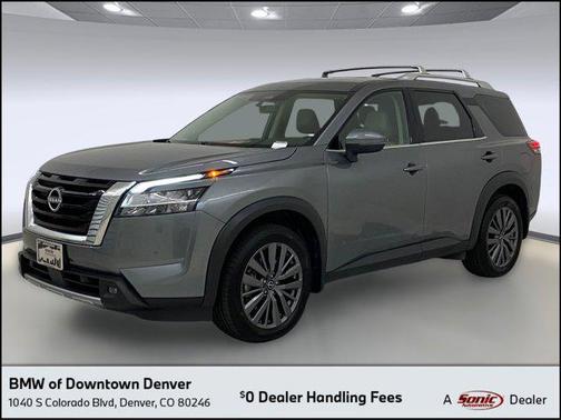 2023 Nissan Pathfinder SL 4WD