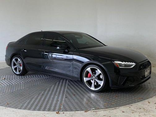 2023 Audi A4 45 S line Premium Plus