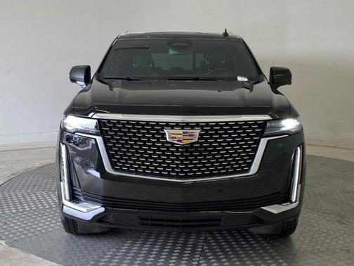 2022 Cadillac Escalade Luxury