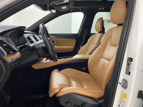 2017 Volvo XC90 T6 Inscription