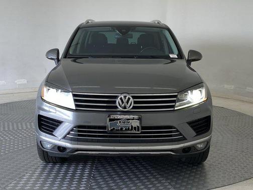 2016 Volkswagen Touareg TDI Lux