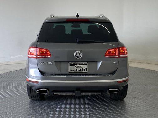 2016 Volkswagen Touareg TDI Lux