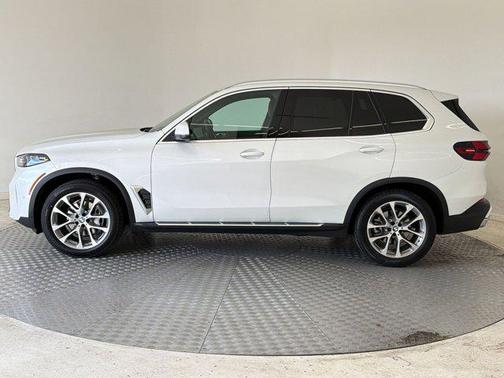 White 2026 BMW X5 xDrive40i