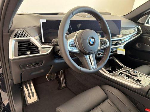 Carbon Black Metallic 2026 BMW X5 M60i