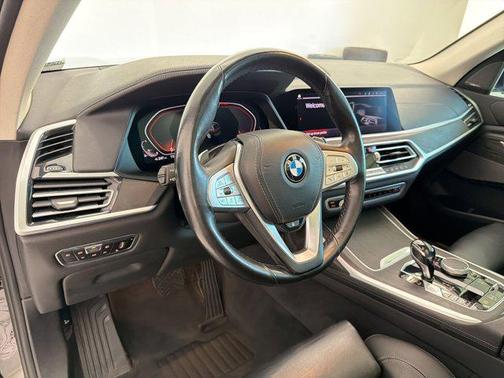 Black Sapphire Metallic 2019 BMW X7 xDrive40i