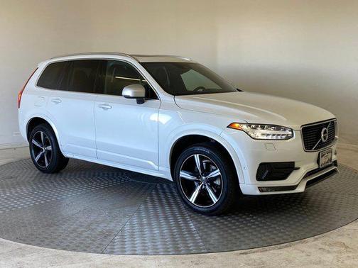 2019 Volvo XC90 T6 R-Design