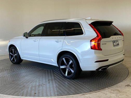 2019 Volvo XC90 T6 R-Design