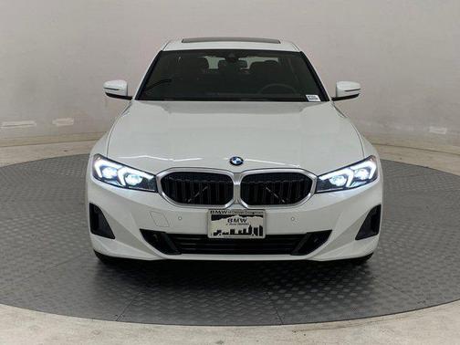 2025 BMW 330 i xDrive