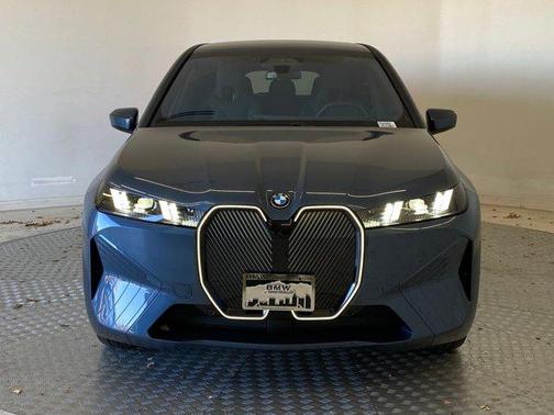2026 BMW iX xDrive45