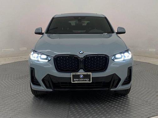 2025 BMW X4 xDrive30i