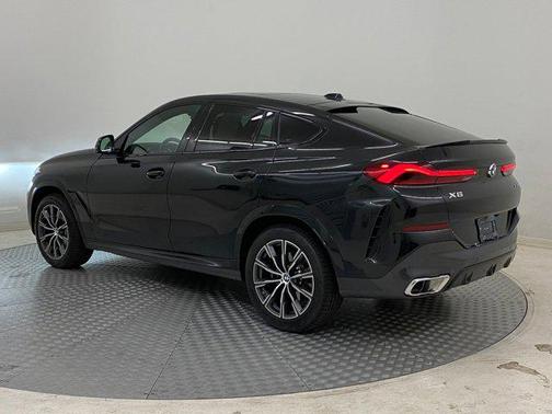 2025 BMW X6 xDrive40i