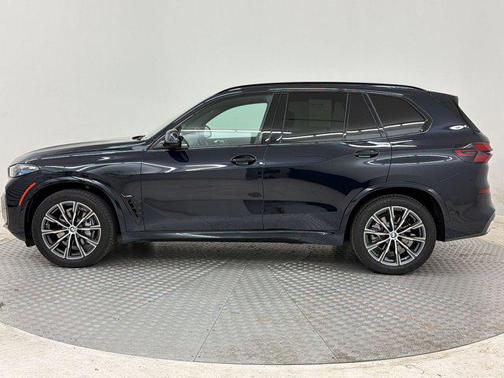 Black 2026 BMW X5 xDrive40i