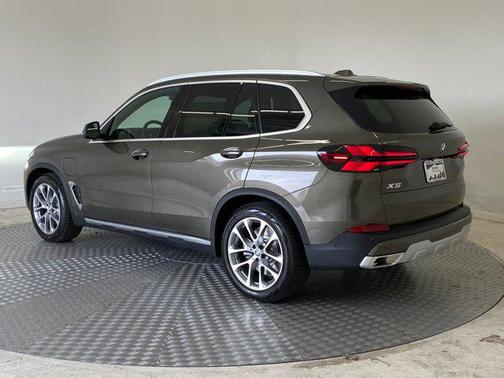 2026 BMW X5 PHEV xDrive50e
