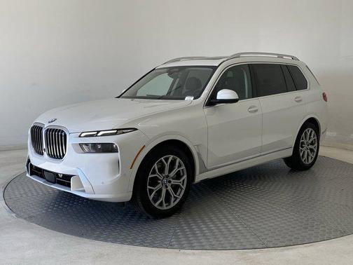 2024 BMW X7 xDrive40i