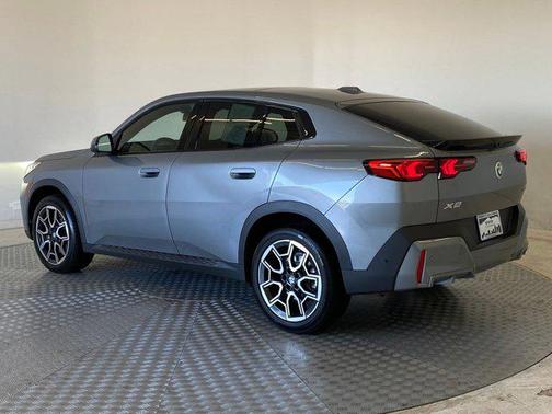 2025 BMW X2 xDrive28i