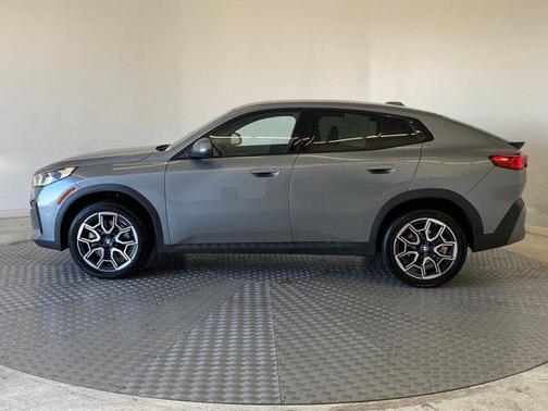 2025 BMW X2 xDrive28i