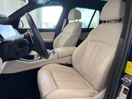 Phytonic Blue Metallic 2022 BMW X5 PHEV xDrive45e