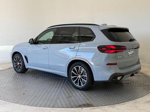 2026 BMW X5 PHEV xDrive50e