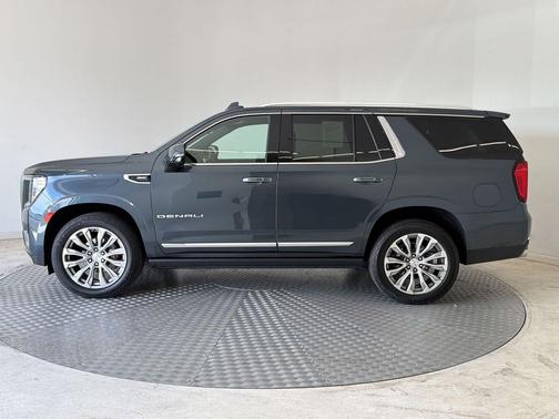Dark Sky Metallic 2021 GMC Yukon Denali