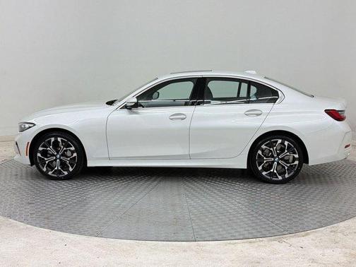 Mineral White Metallic 2026 BMW 330 xDrive