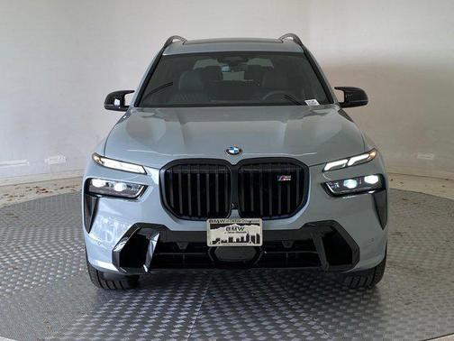 2026 BMW X7 M60i