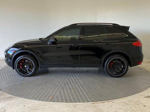 2012 Porsche Cayenne Turbo