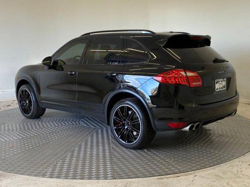 2012 Porsche Cayenne Turbo