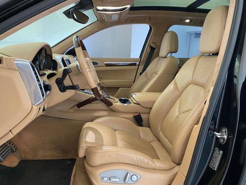 2012 Porsche Cayenne Turbo