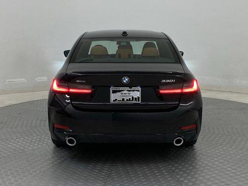 2024 BMW 330 i xDrive