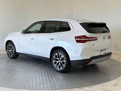 Mineral White Metallic 2026 BMW X3 30 xDrive