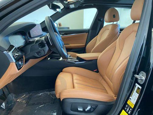 2022 BMW 540 i xDrive