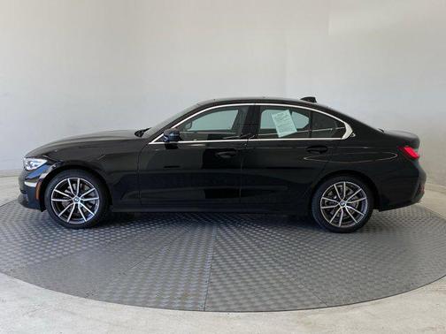 2022 BMW 330 xDrive