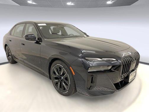 2025 BMW 760 i xDrive