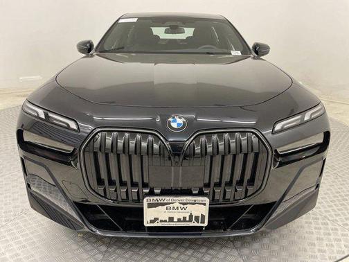 2025 BMW 760 i xDrive