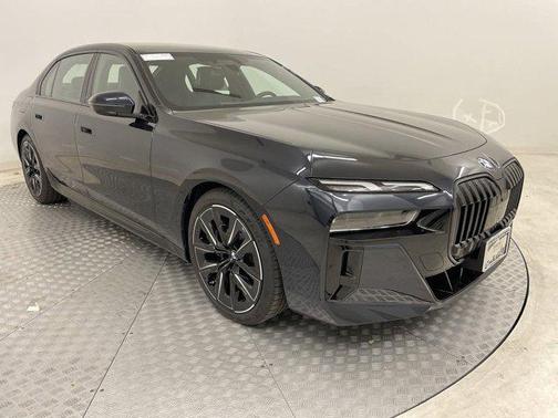 2025 BMW 760 i xDrive